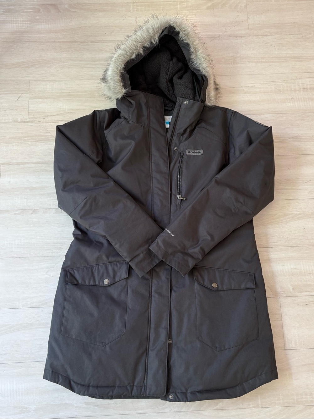 Columbia Women's Suttle Mountain Long Insulated Parka Jacket